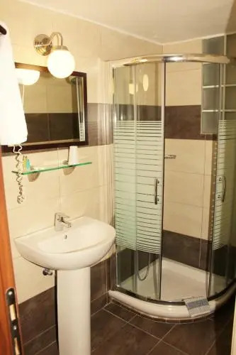 Rea Hotel