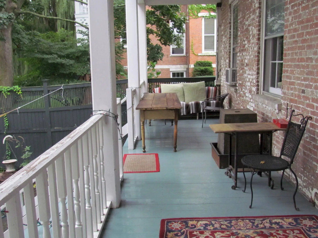 26 Warren B&B