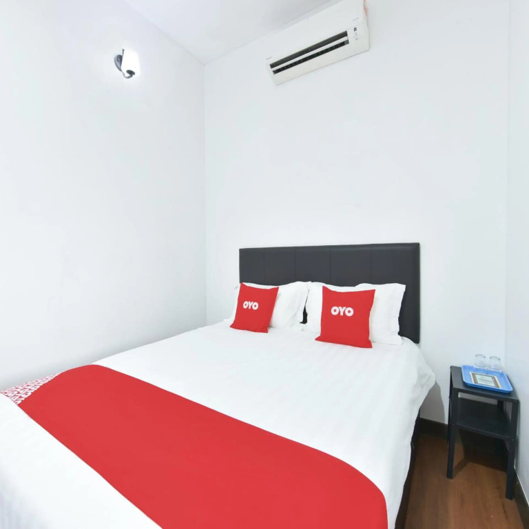 Hotel O Madeena Inn
