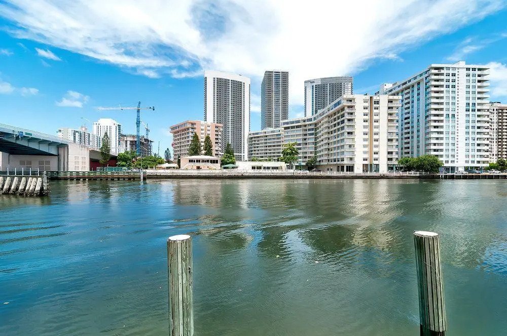 Beachwalk Resort Residence