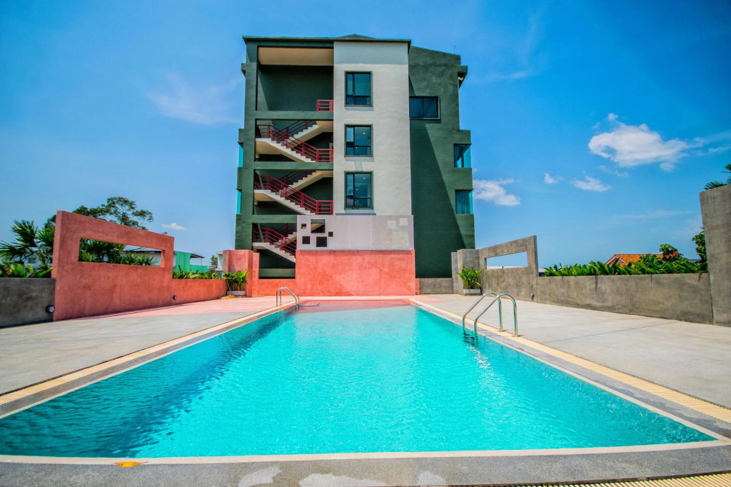 Comet Hotel Surat Thani