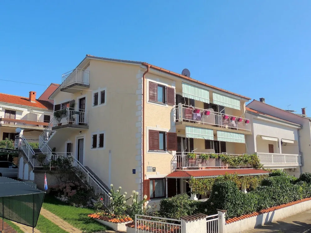 Apartments Jole