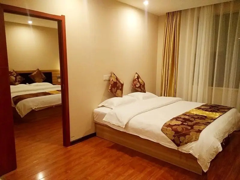 GreenTree Alliance Yichang East Yichang Station Hotel