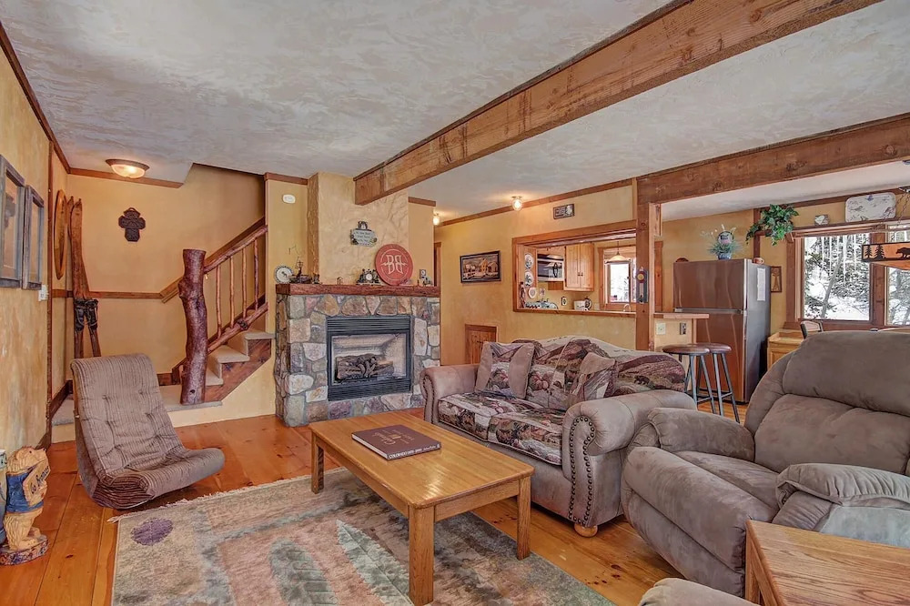 Whispering Pines - 4 Br Home