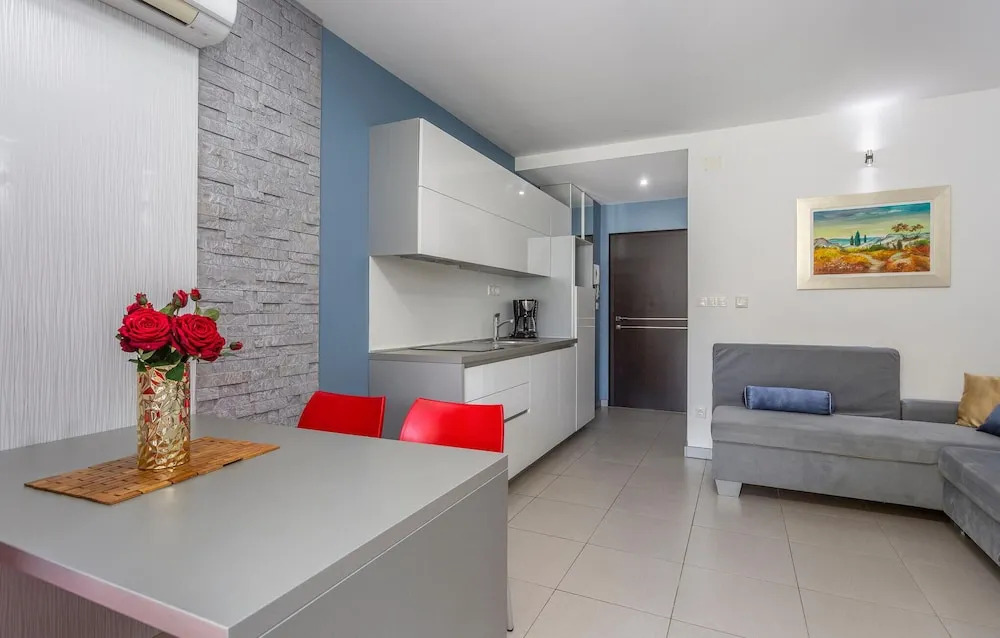 Amazing Apartment in Njivice With Wifi and 1 Bedrooms