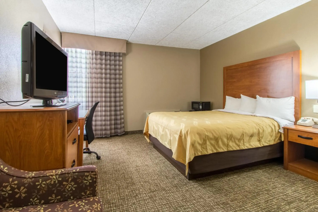 GreenRidge Hotel