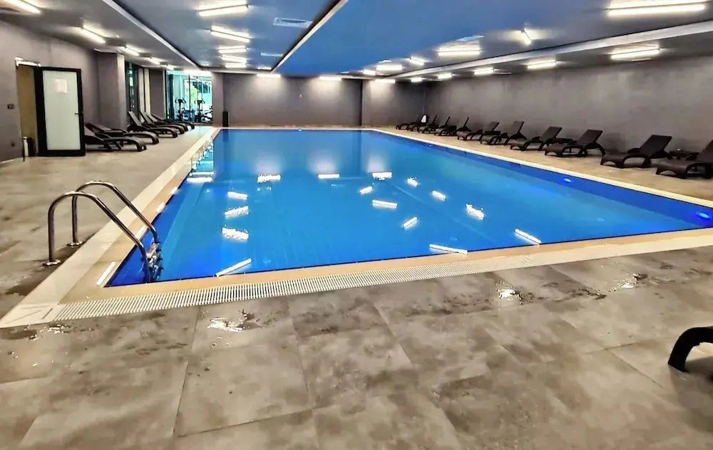 lUX RESIDENCE IN HIGH FLOOR