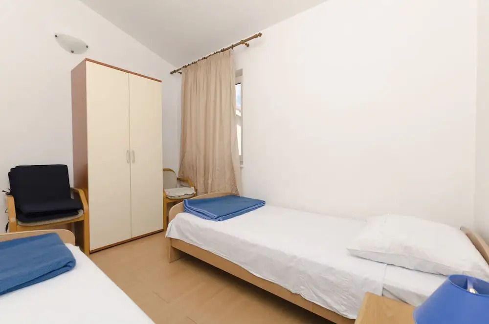 Apartments Biserka