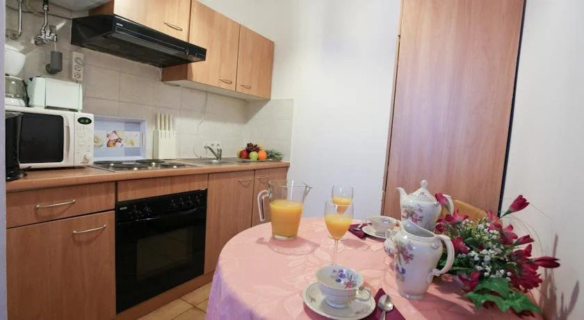 Lovely Apartment I Close to Main Station I 10 Minutes to Belvedere