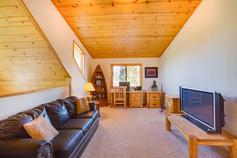 Pinnacle Vista by Tahoe Mountain Properties