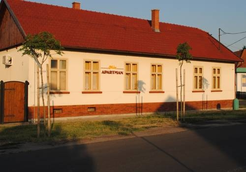 Méz Apartman