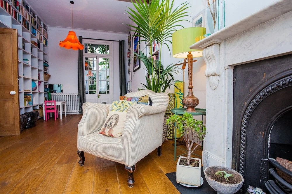 Stunning Stylish 3 Bed House in Fantastic Location