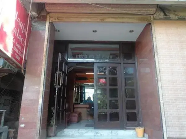 Harjas Palace