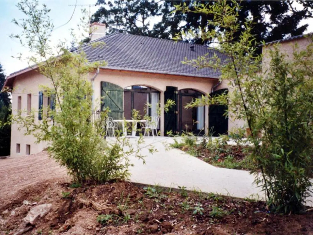 Gîte spacieux avec cheminée et animaux admis - FR-1-496-31