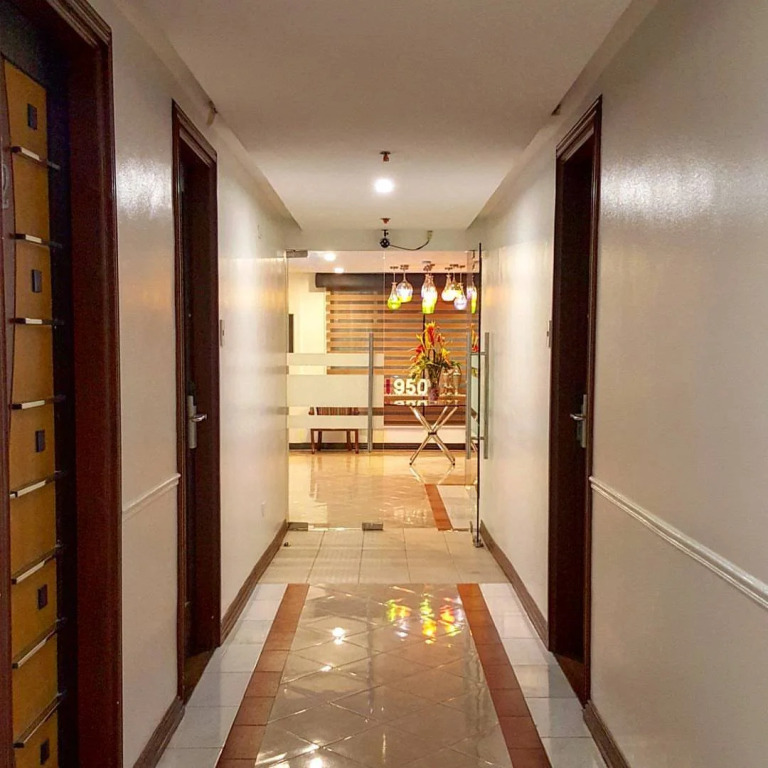 950 Condotel