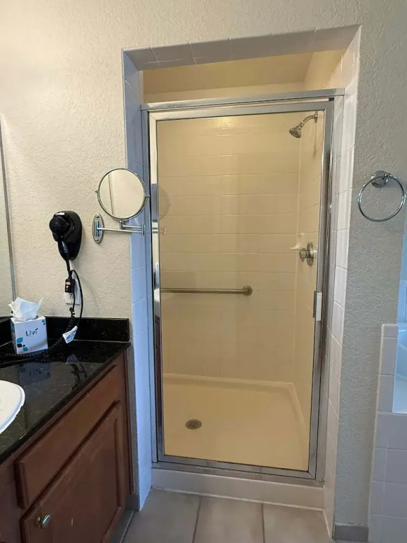 2bed 2bath Near Disney Piratepool Spa Balcony