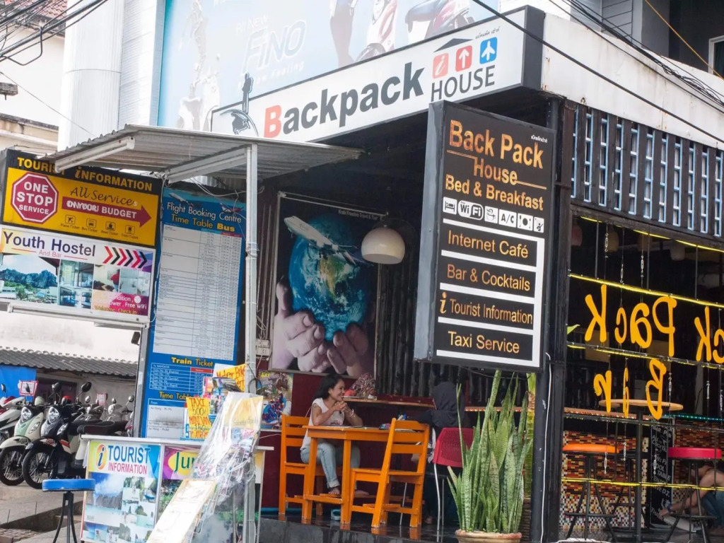 Backpack House Hostel