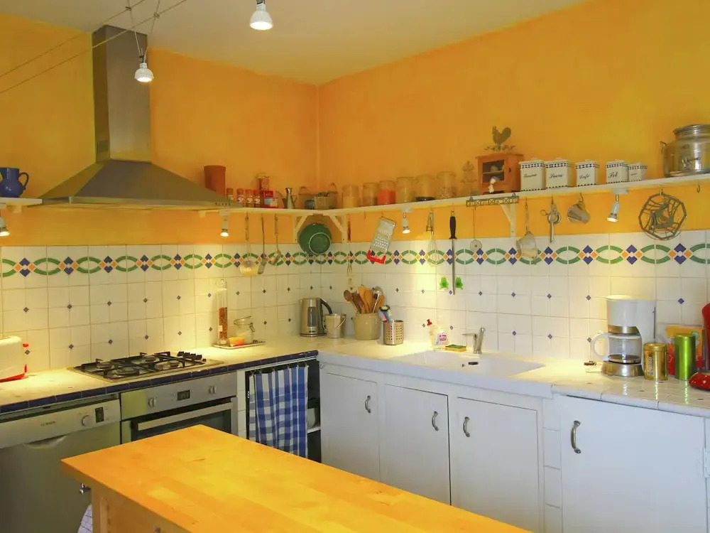 Luxurious Holiday Home in Cavaillon with Private Pool