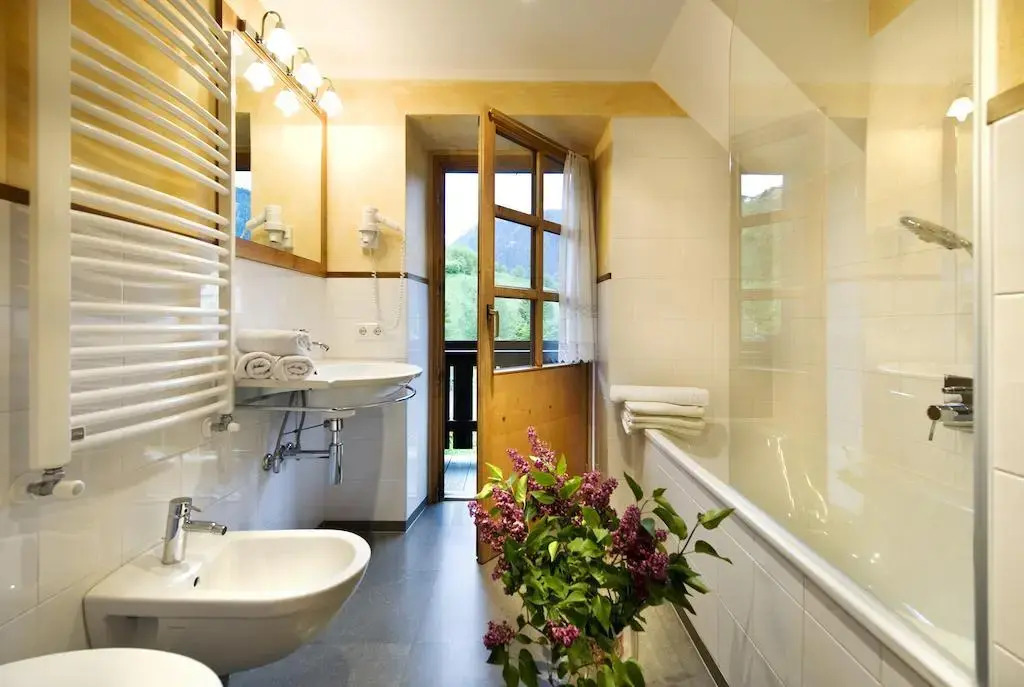 Hotel Paradies