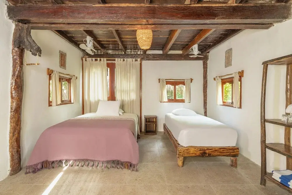 Yaxchen Tulum Cabañas & Cenote