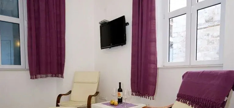 Luxury X-Rooms and Apartments Old Town