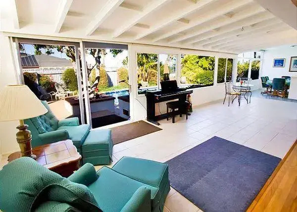 La Jolla Poolside