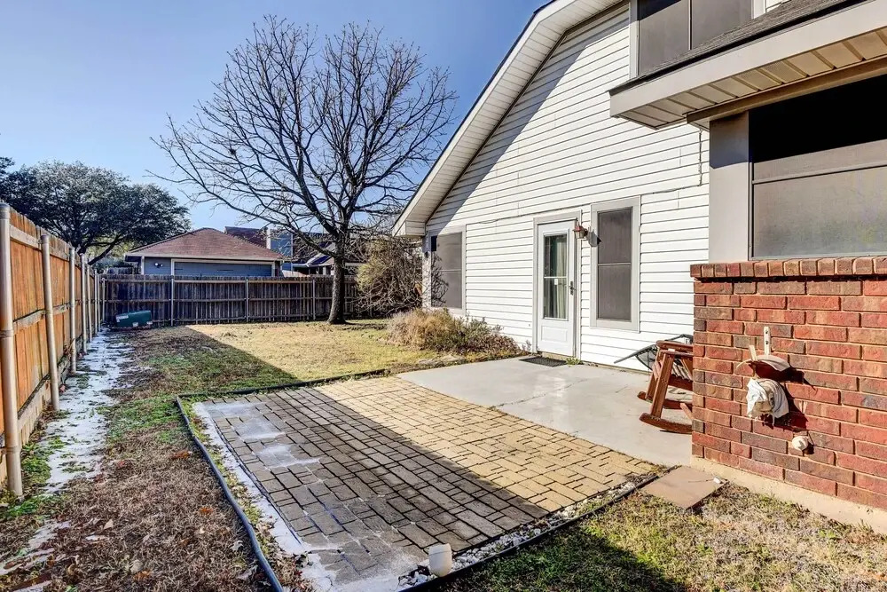 4 Mi to Joe Pool Lake: Home in Grand Prairie