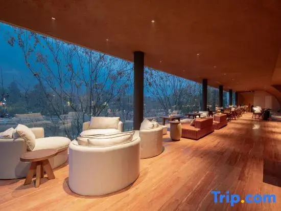 Отель Zhangjiajie Qishi Li Cave Homestay