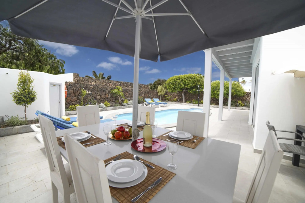 Ananda (L1) in Tias with 4 bedrooms and 4 bathrooms