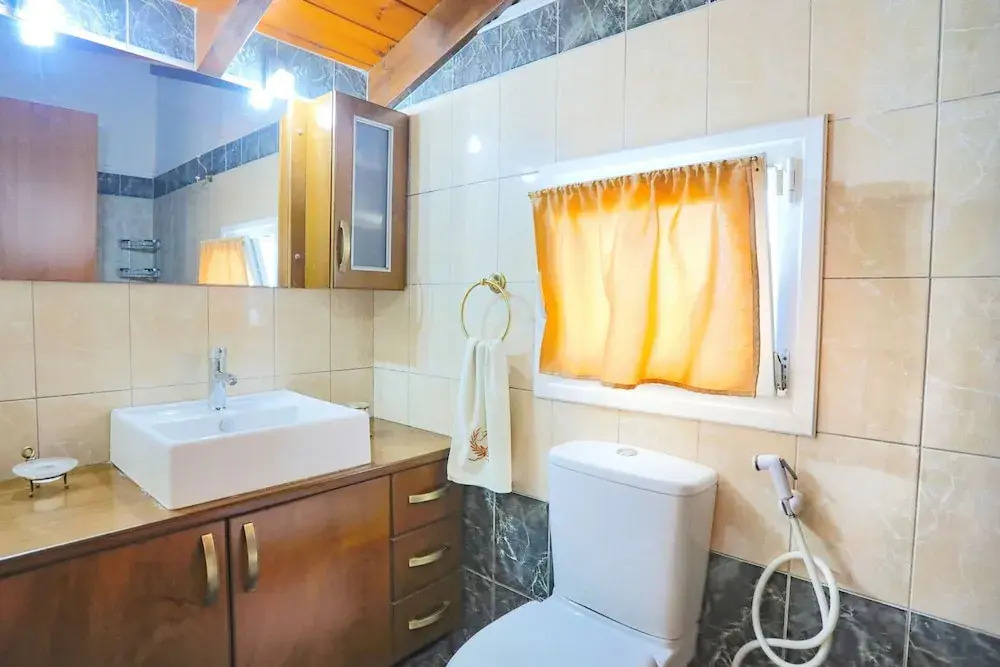 Jokos House in Roda With 2 Bedrooms and 2 Bathrooms