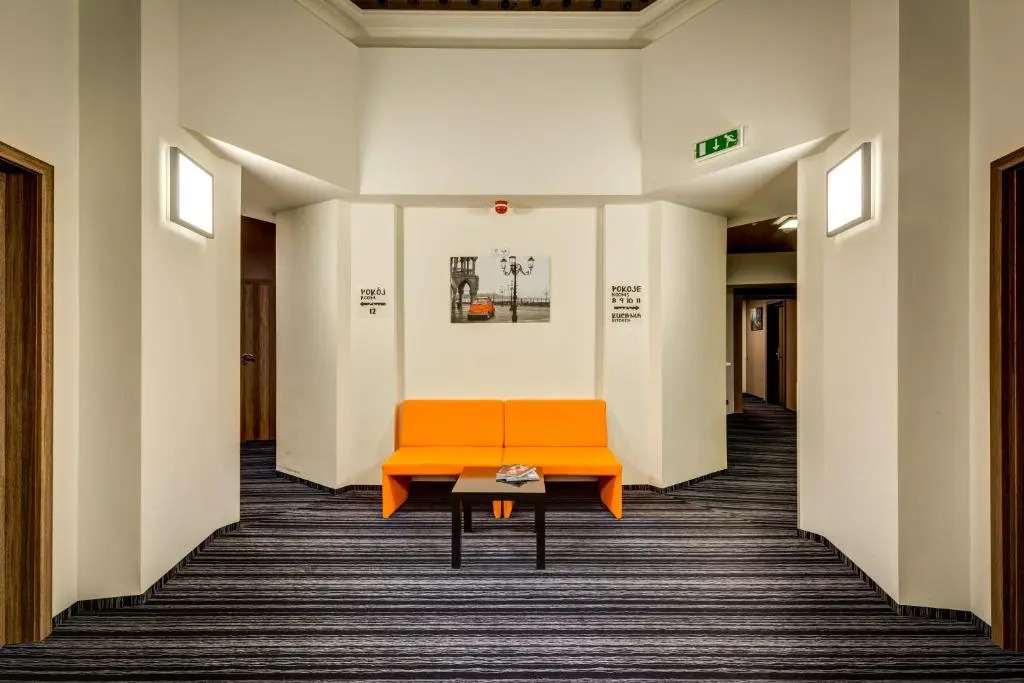 Planet Hostel