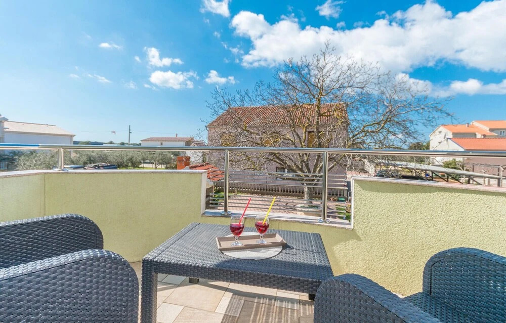 Beautiful Home in Biograd na Moru With Wifi and 4 Bedrooms