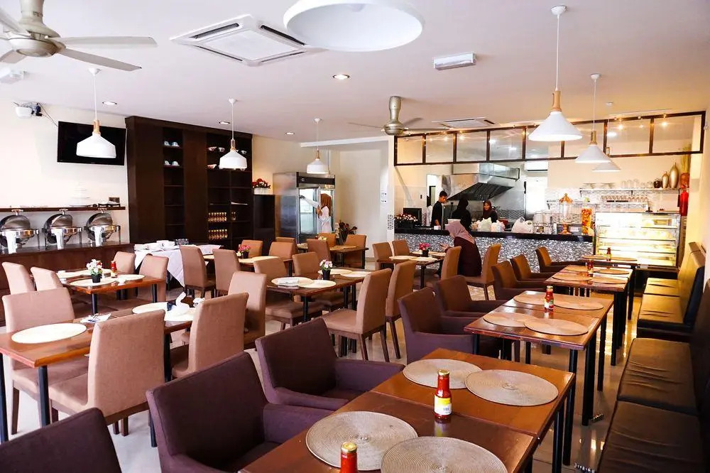 OYO 762 TY Hotel