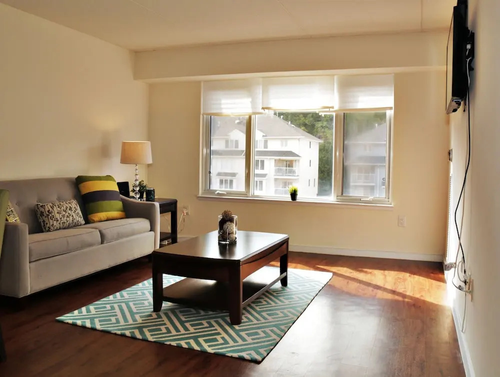 BellaView Suites at CityPlace