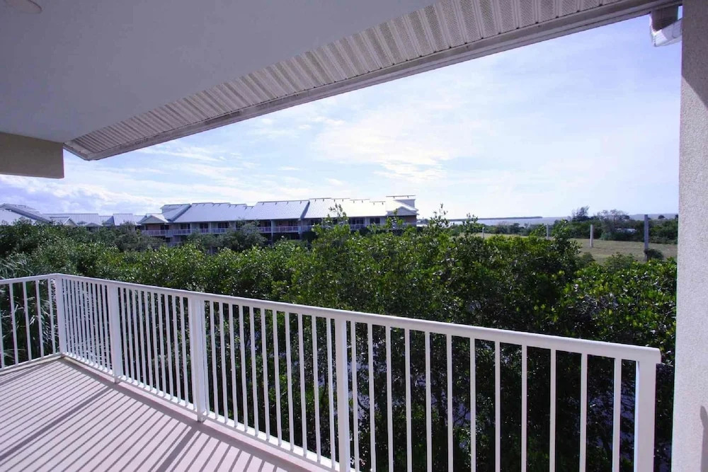 456 Little Harbor
