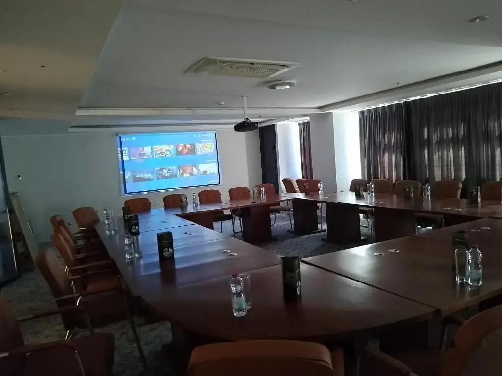 Blue sky hotel