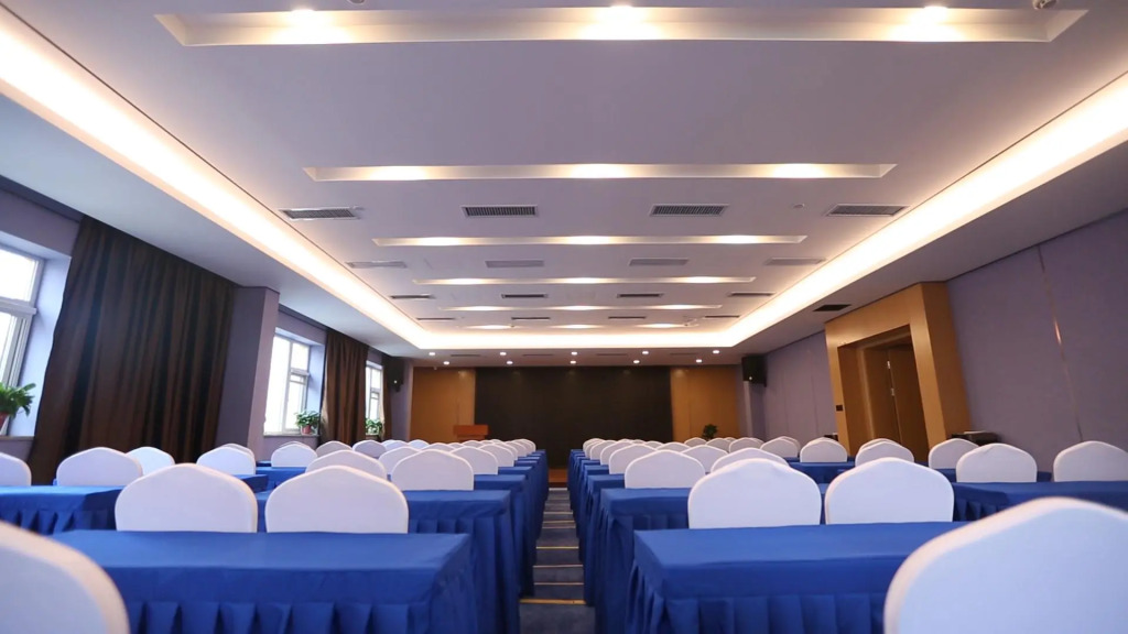 Starway Hotel Zhengzhou Jingguang Road Metro Station