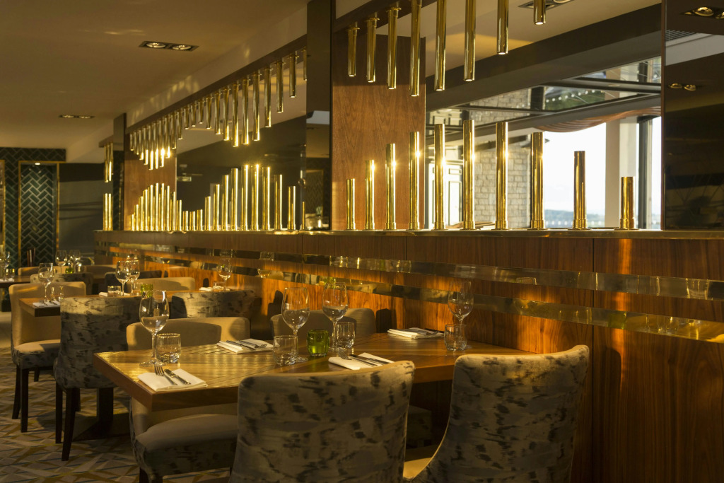 DoubleTree by Hilton Edinburgh - Queensferry Crossing