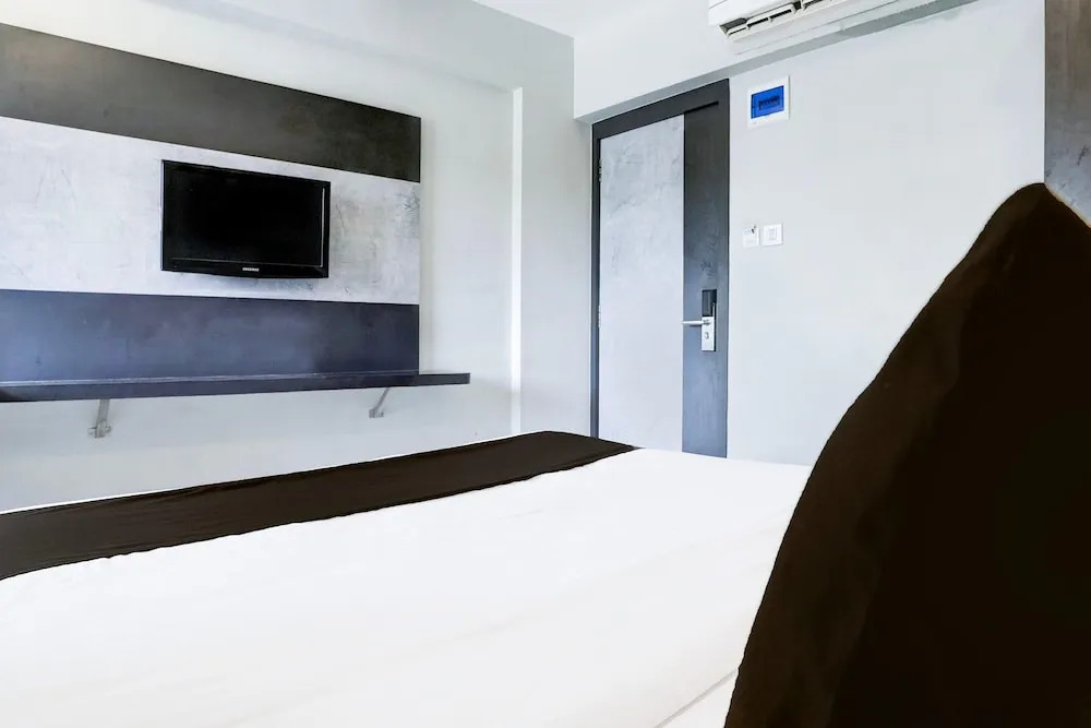 Townhouse Oak Vashi