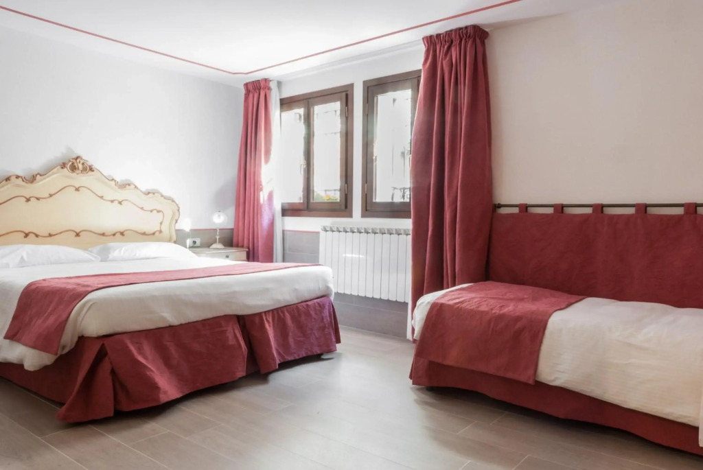 Ca San Trovaso - 6 Rooms