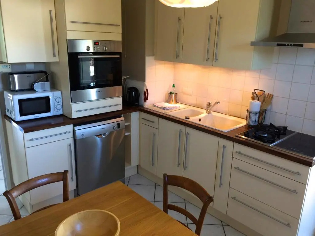 Appartement Standing 55m2 - Terrasse Sud, Parking, Wifi