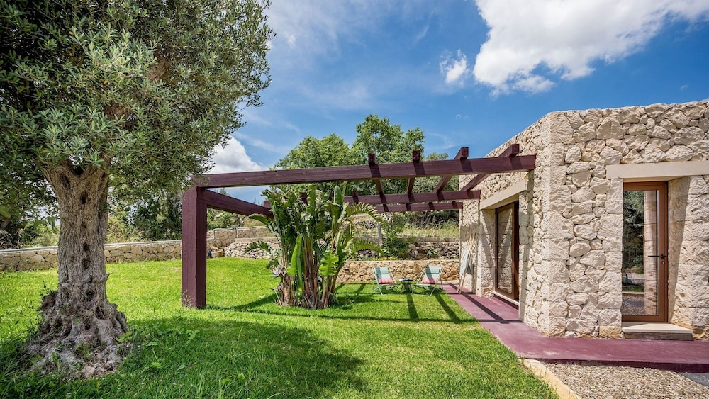 VILLA SUMAC 6, Emma Villas