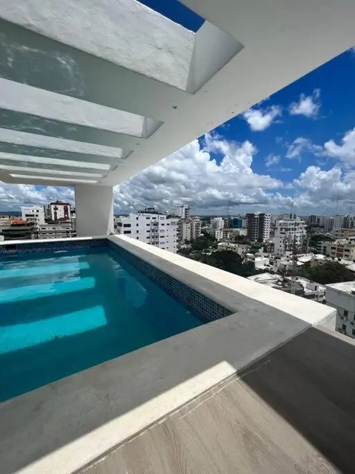 Hermoso apartamento de 1.5 habitaciones, excelente ubicación en SDQ