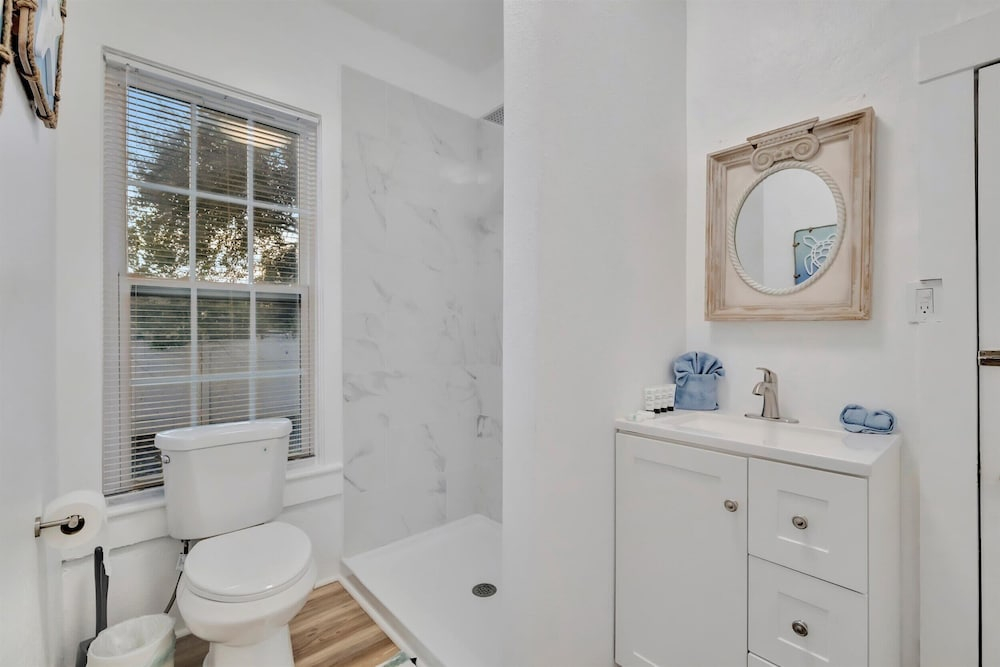 Historic Haven by Downtown Safety Harbor