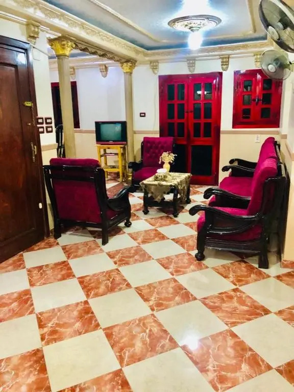2 Bedroom Apt partial Sea View