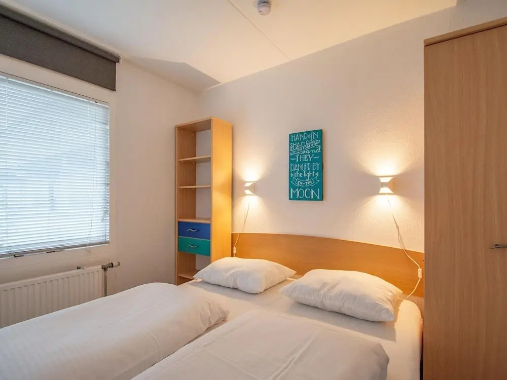 Spacious Holiday Apartment for 4 People