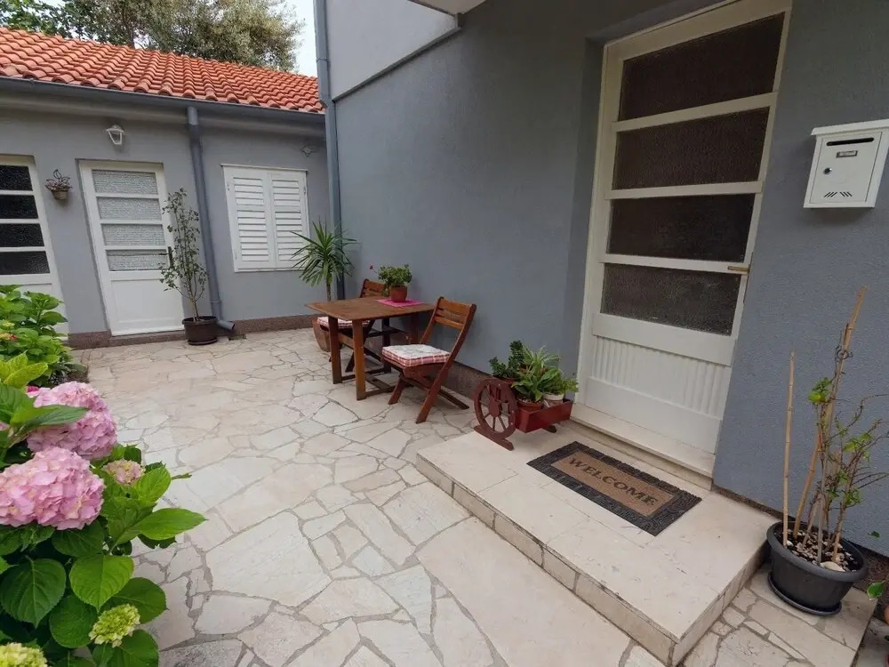 Keko - 100 m From the Beach - A2