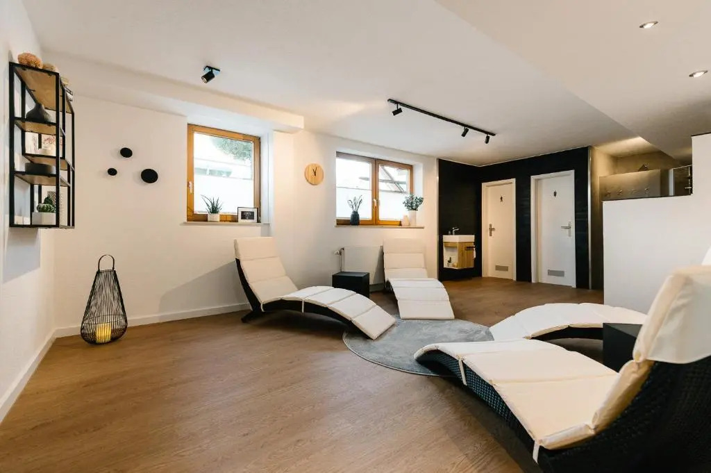 Moderne 3 Zi.-FeWo Scandi Style 70 qm Nähe Freiburg