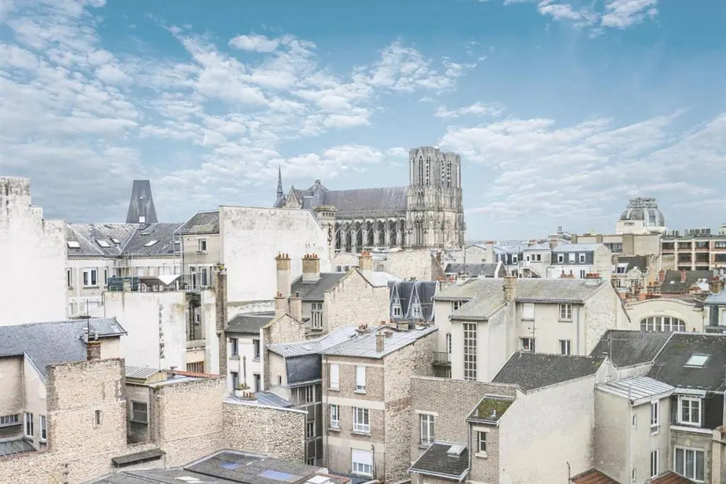 Appartement spacieux vue Cathédrale