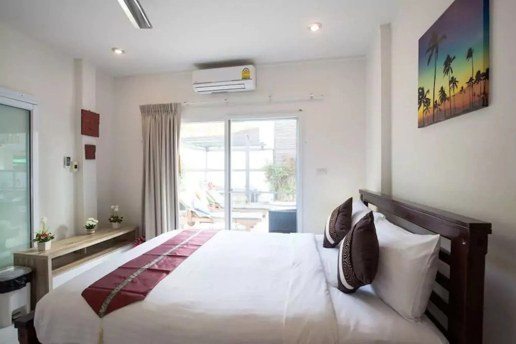 5 Bedroom Villa in Fisherman's Village